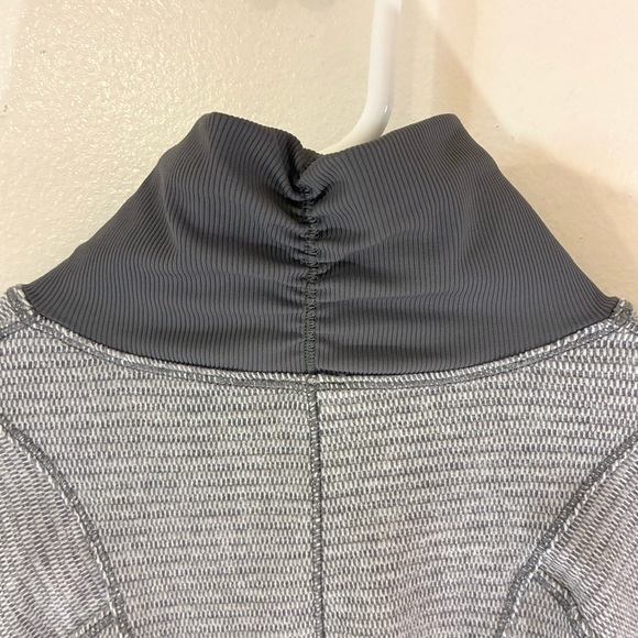 Lululemon Runderful 1/2 Zip - Picture 10 of 13